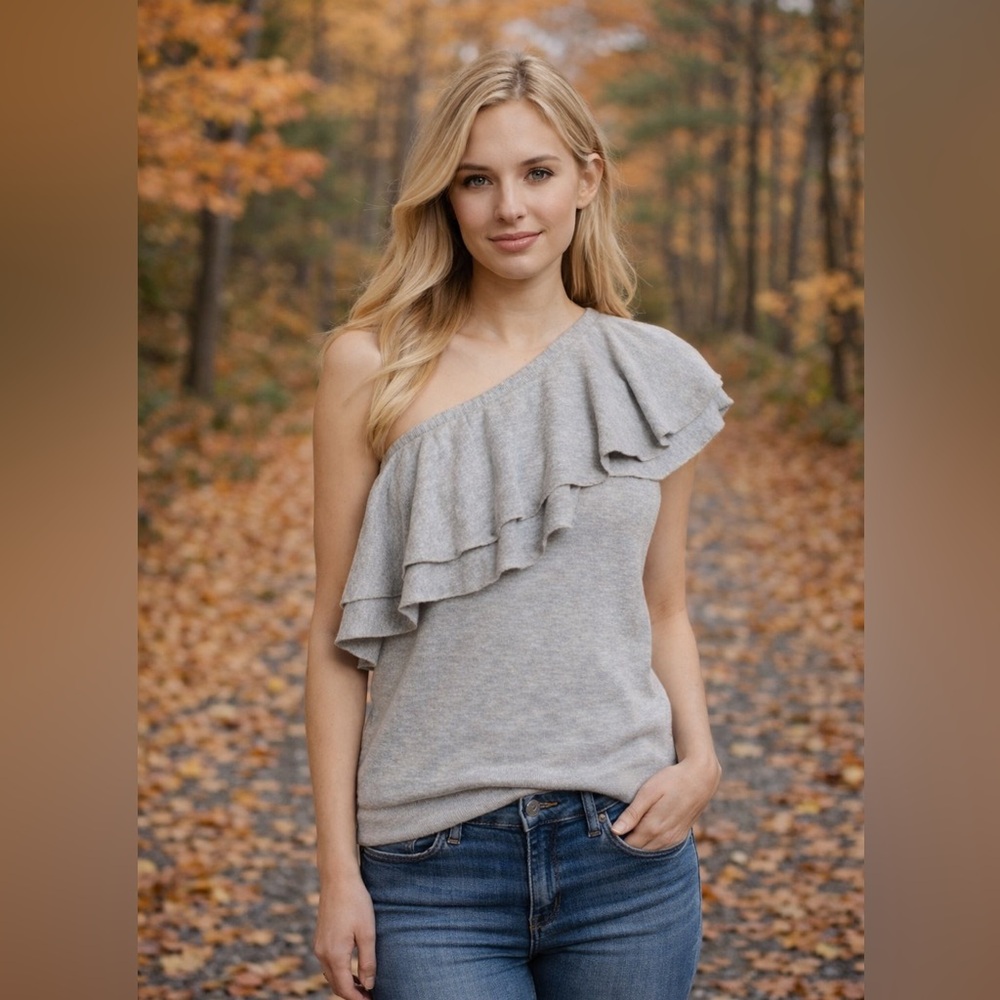 Chelsea28 Grey Ruffle One Shoulder Top Size Small
